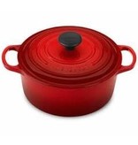 Le Creuset Le Creuset 8.4L Round French Oven Cherry