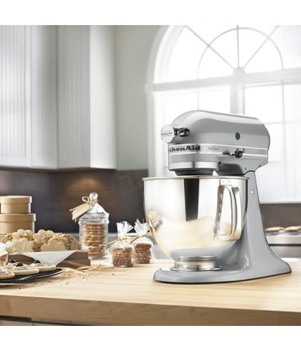 https://cdn.shoplightspeed.com/shops/610486/files/34715607/600x700x2/kitchenaid-kitchenaid-artisan-series-5-quart-tilt.jpg