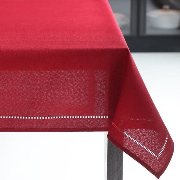 Harman Round Linen Look Tablecloth 70"R, Red