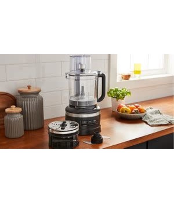 KitchenAid Robot culinaire 13 tasses avec trousse de tranchage en dés noir mat de KitchenAid