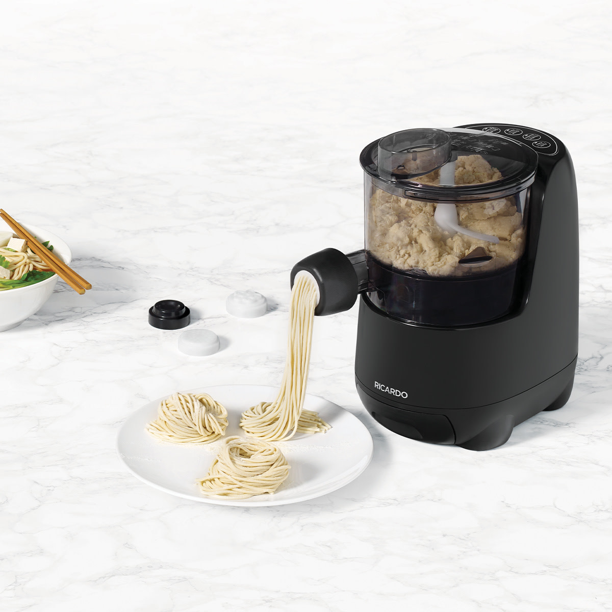 Pasta and noodle maker