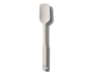 Cuillère-spatule en silicone de OXO  Ares Cuisine - Ares Accessoires de  cuisine