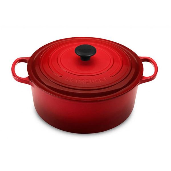 Le Creuset 6.7L Round French Oven Cherry