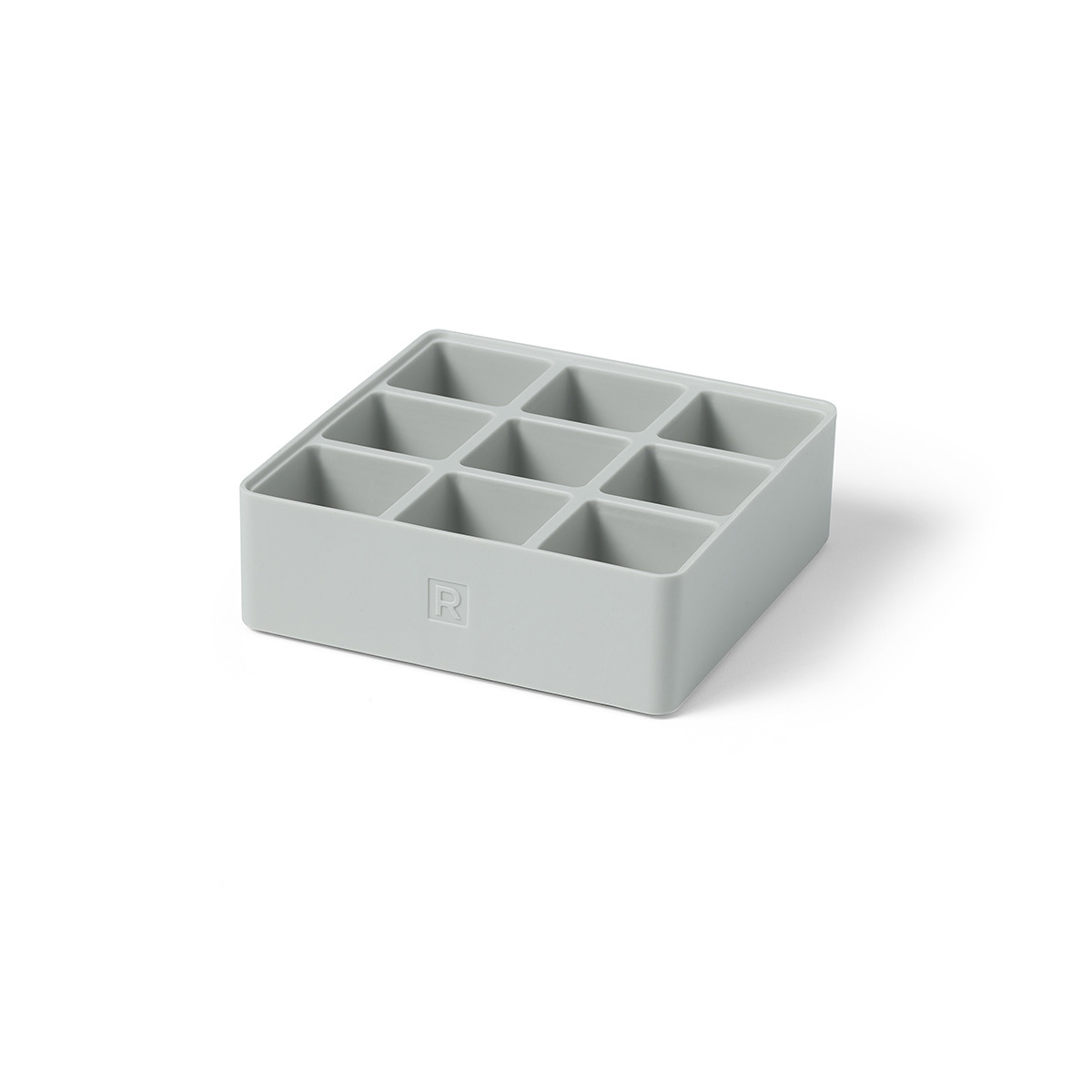 https://cdn.shoplightspeed.com/shops/610486/files/45252313/ricardo-ricardo-set-of-2-ice-cube-trays.jpg