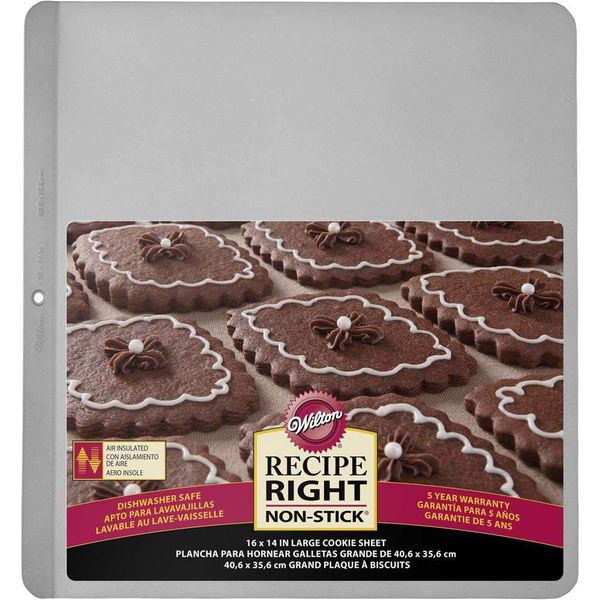 Wilton Recipe Right Air Insulated Cookie Sheet 46 x 36cm