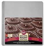 Wilton Wilton Recipe Right Air Insulated Cookie Sheet 41 x 36cm