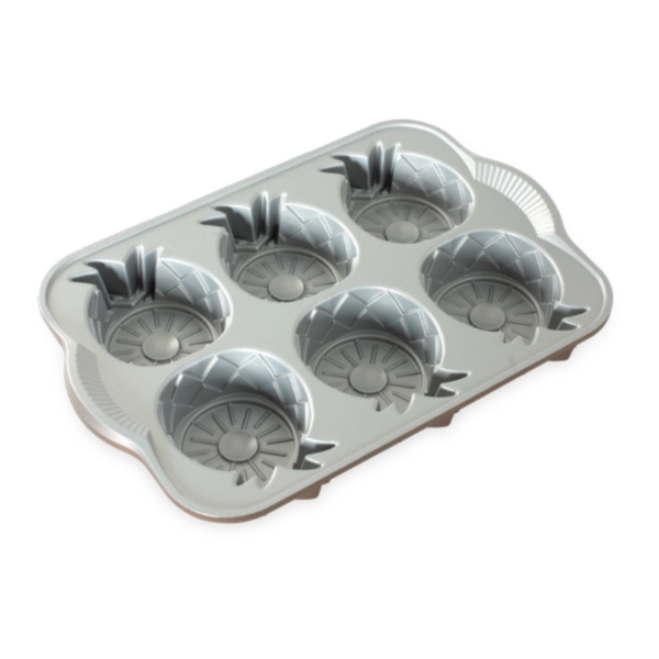 Cake Pans & Moulds - the ultimate guide - Bake with Shivesh