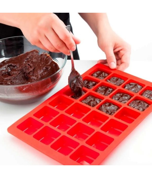 Moule à brownies en silicone - 24 cavités de Lékué