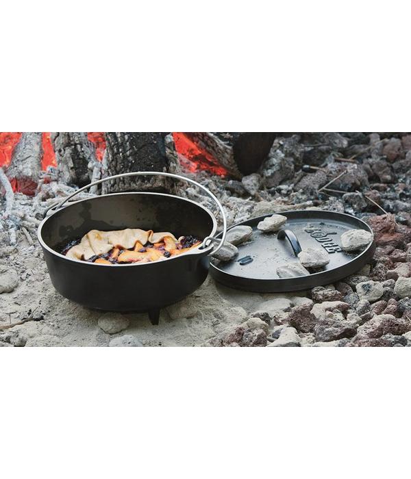 Lodge 3.8 L Camp Dutch Oven