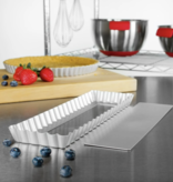 Fat Daddio's Fat Daddio's Fluted Rectangular Tart Pan with Removable Bottom 13.75" x 4.25"