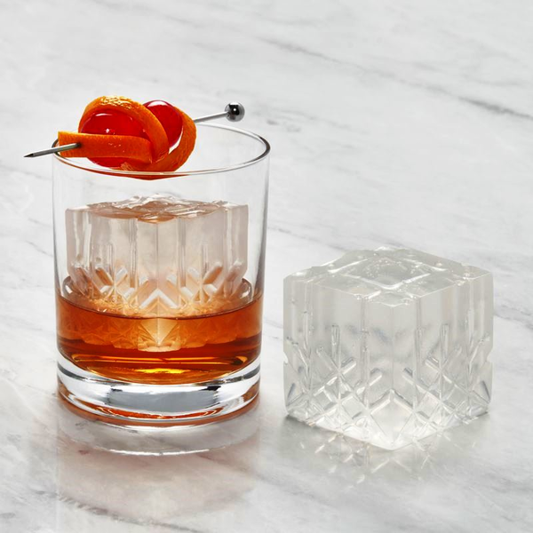 W&P 'Peak' Crystal Etched Ice Cube Tray