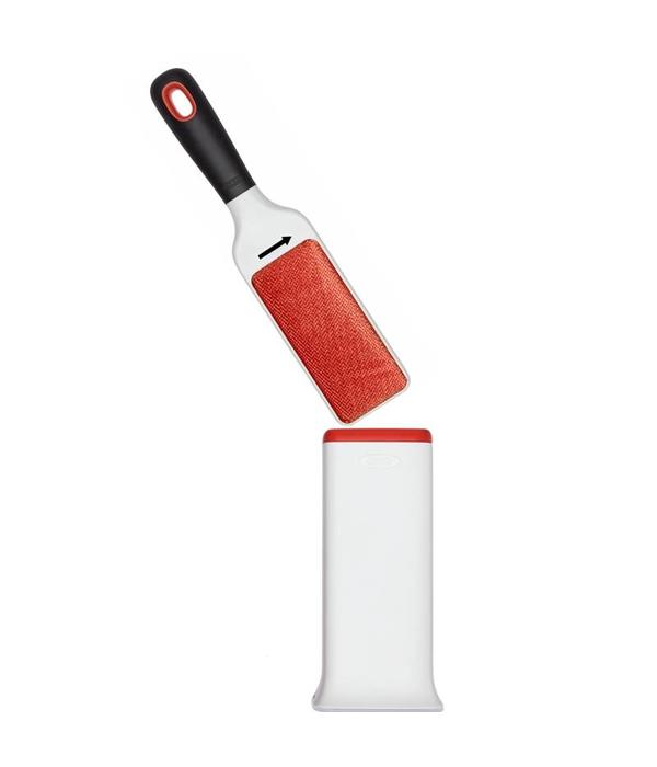 Oxo OXO FURLIFTER™ Garment Brush