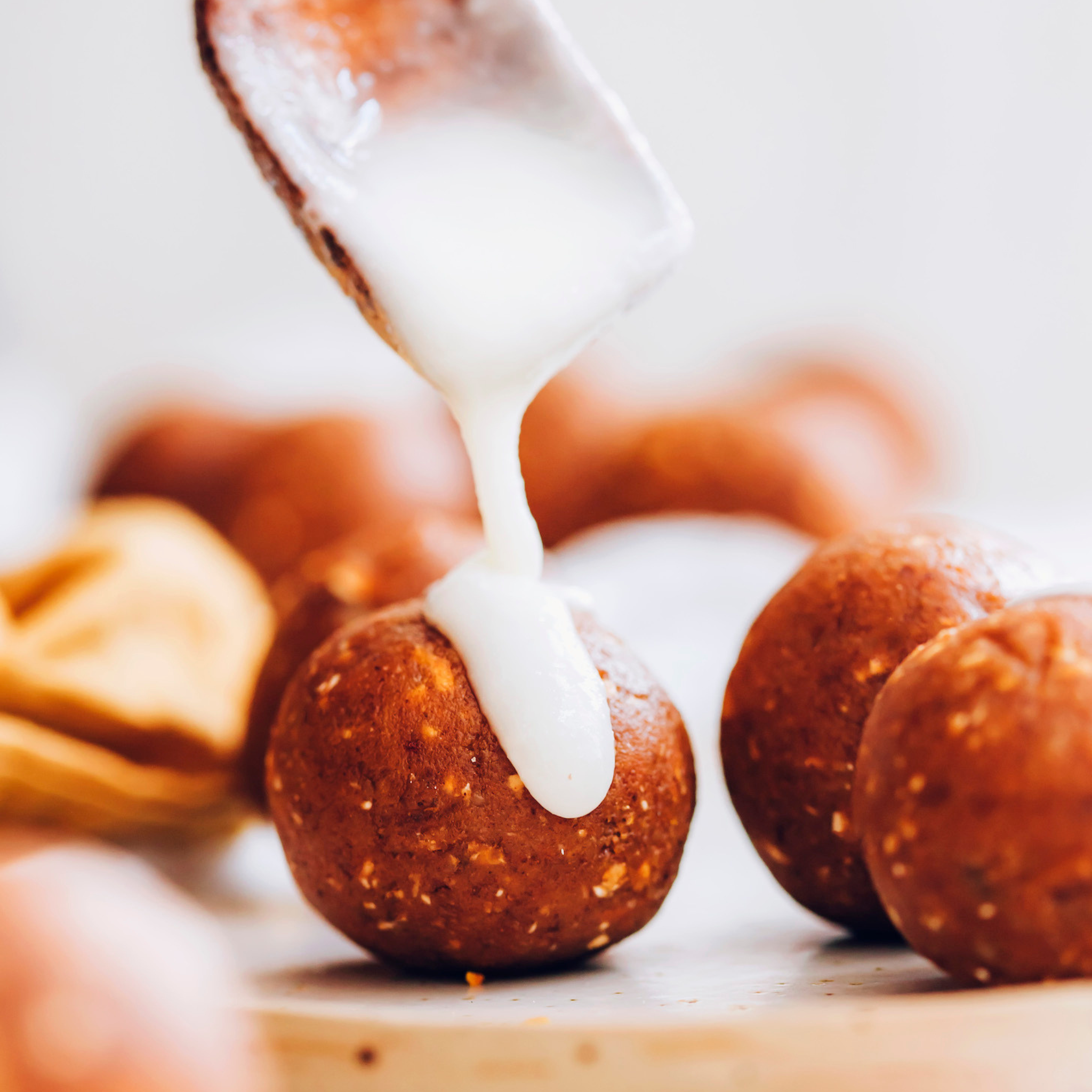 Bouchées de Gâteau à la Citrouille par Minimalist Baker