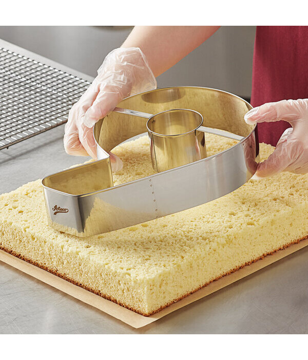 Ateco Ateco Large Number 6 or 9 Cake Cutter, 11" x 2"