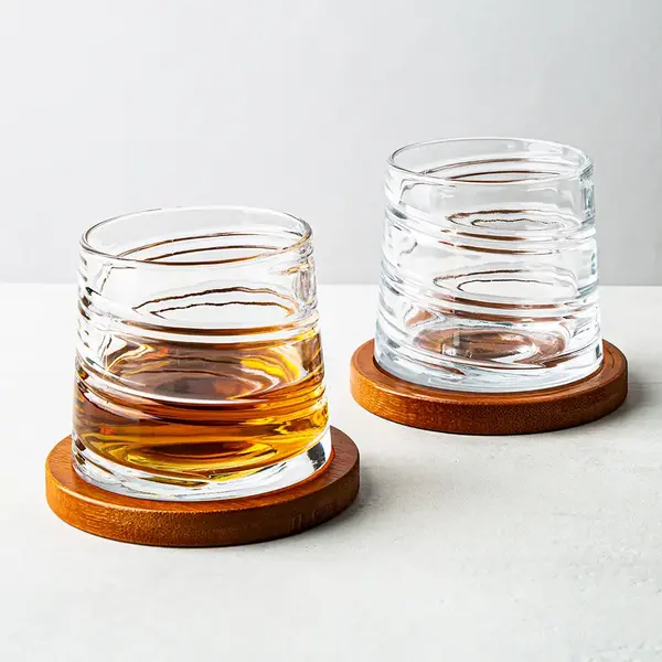 Brilliant Pirouette 'Spirale' Spinning D.O.F. Glass w/ Coaster, Set of 2