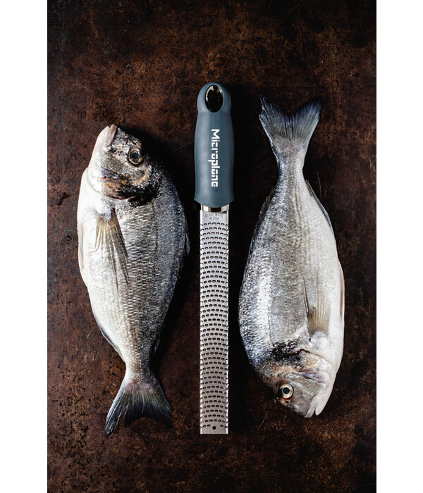 Microplane Zesteur Premium Gris Foncé de Microplane