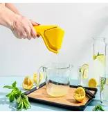 "Fluicer" Citrus Squeezer