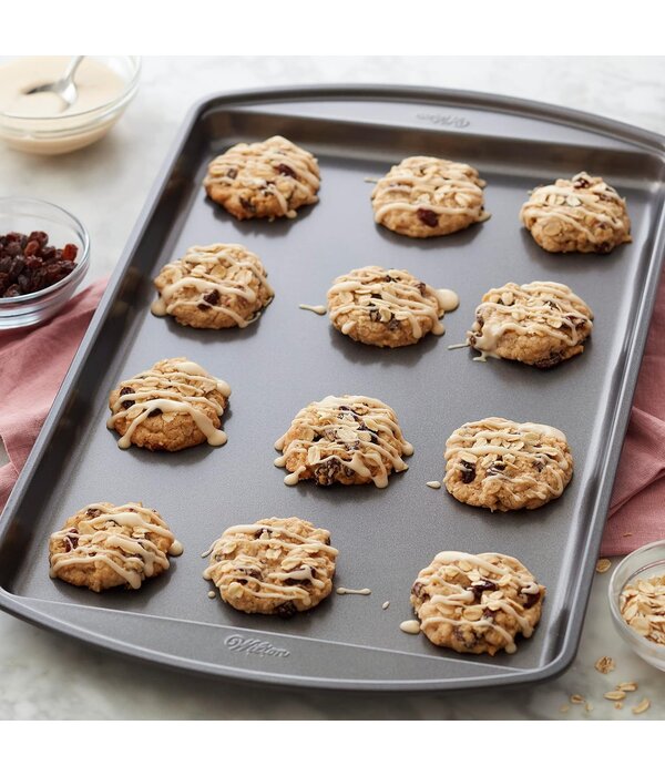 Wilton Wilton Non Stick Cookie Sheet 15.25" x 10.25"