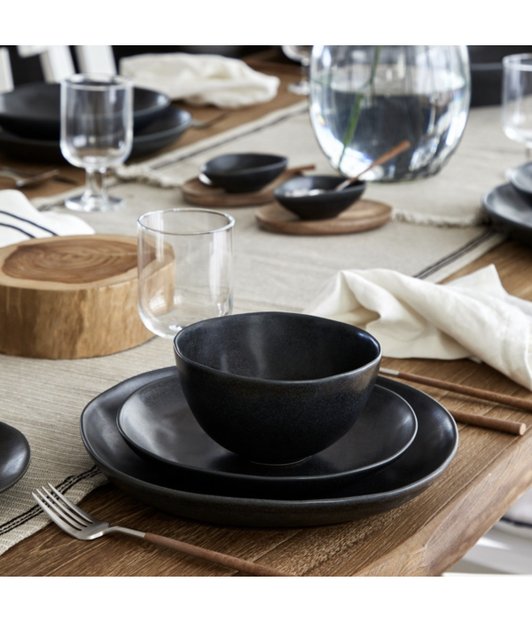 Costa Nova Costa Nova "Livia" Black Salad Plate 21cm