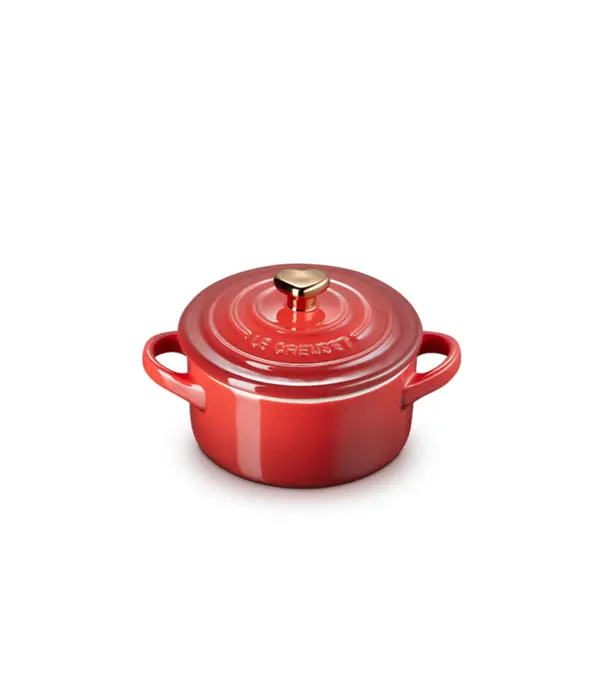 Le Creuset Le Creuset Mini Round Cocotte with Heart-Shaped Knob Cherry 0.25L