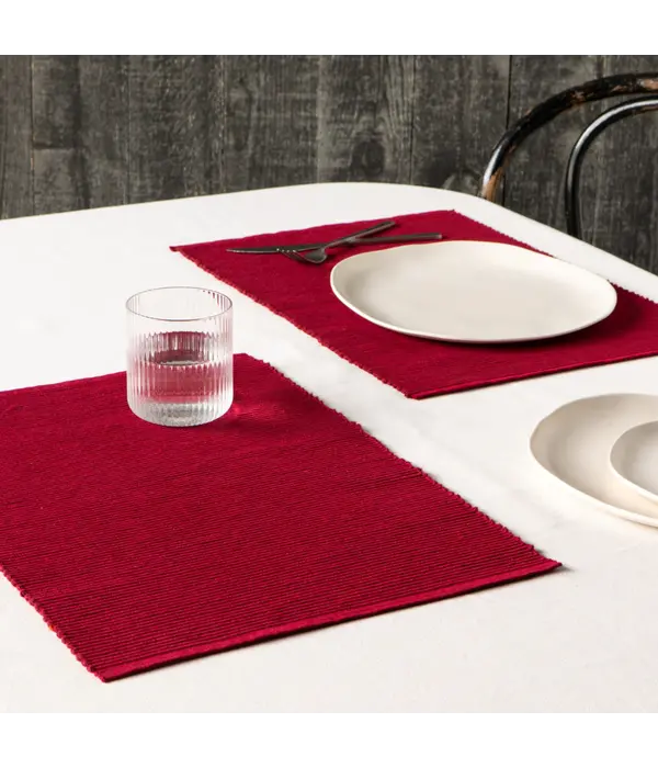 Now Designs Napperon rectangulaire rouge foncé - Now Designs