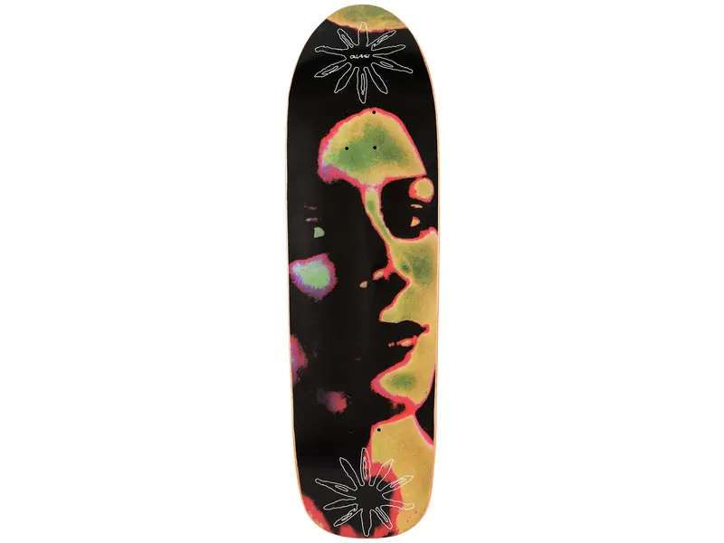 Quasi Quasi Lover Shaped Deck - 9.0