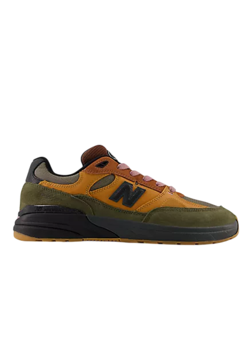 New Balance Reynolds X Gigliotti 933 Shoes