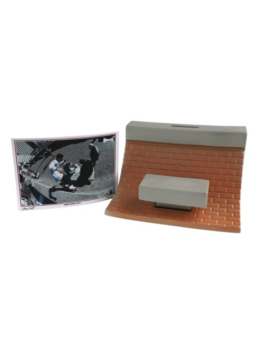 Independent China Banks Coin Bank