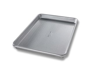 USA Pans Meatloaf - Bekah Kate's (Kitchen, Kids & Home)