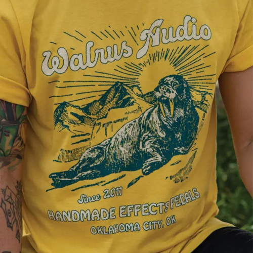 Walrus - Vintage Vacation Shirt- T shirt