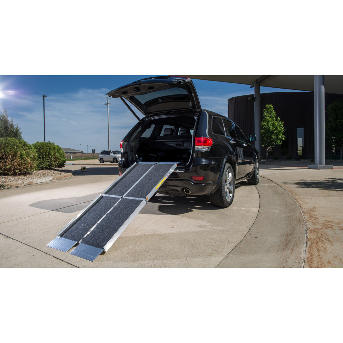 Ez Access 10 Ft Trifold Ramp Advantage Series Emso 2525