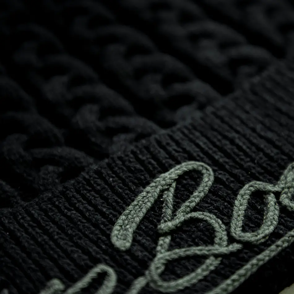 BBC BB Script Skully Black