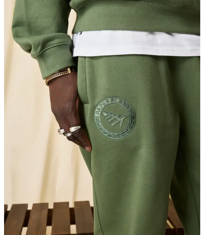 Paper Planes Paper Planes Relaxed FC Sweatpant OD Green