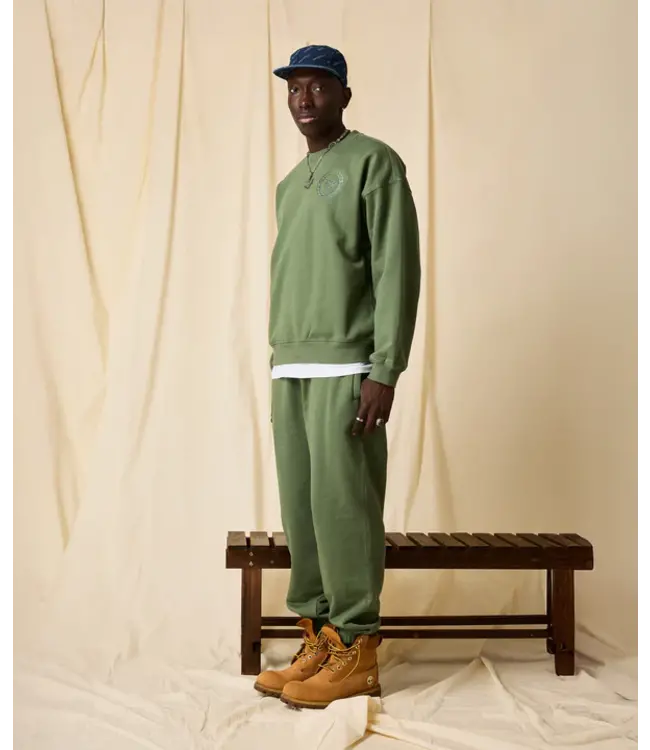 Paper Planes Paper Planes Relaxed FC Sweatpant OD Green
