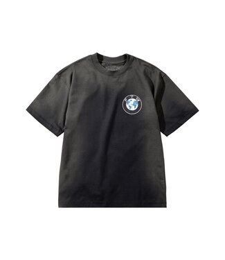 Market Market F The World Tee Black