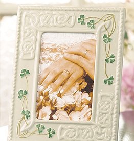 Belleek Castle Vase Irish Crossroads