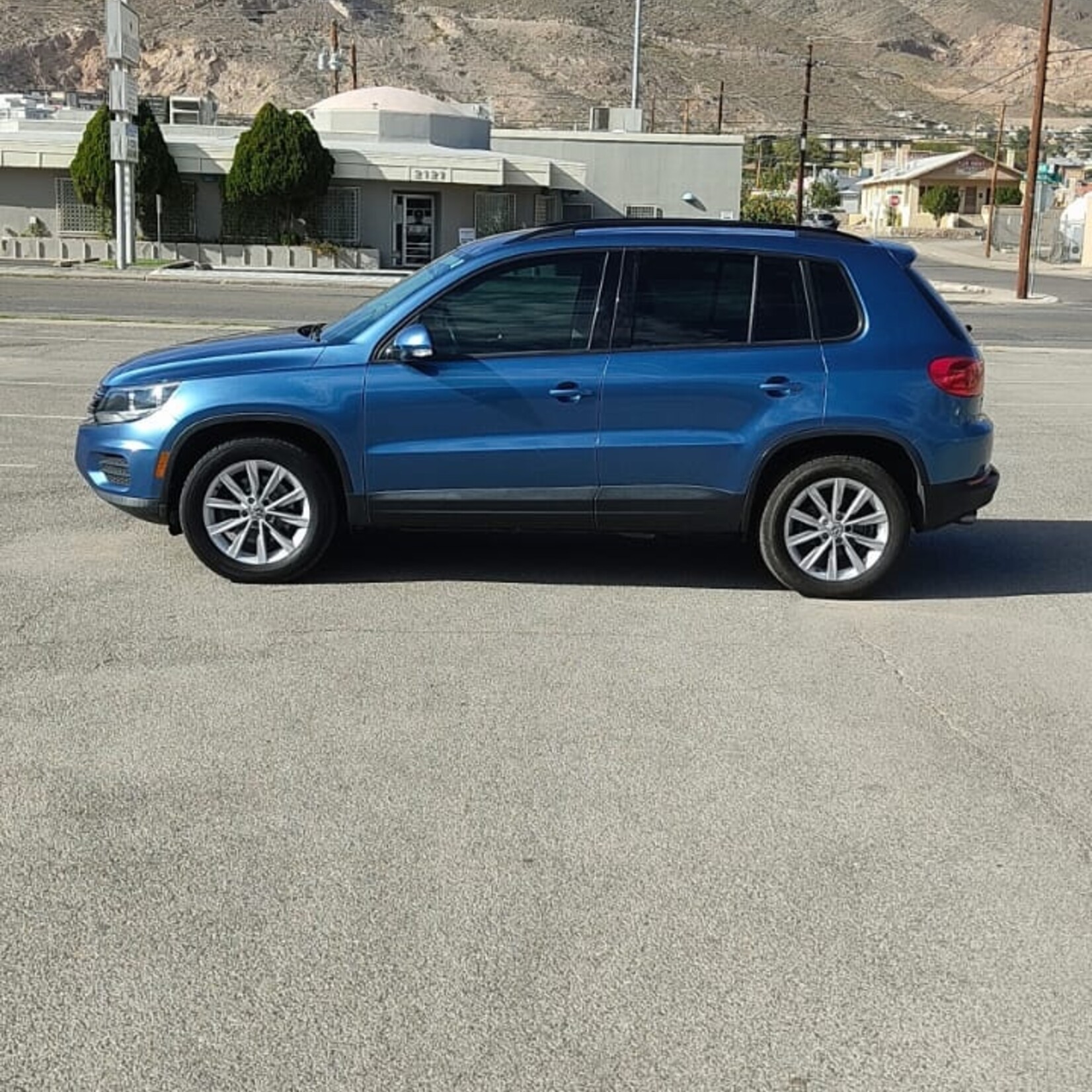 2017 Volkswagen Tiguan Limited SUV Car for Sale