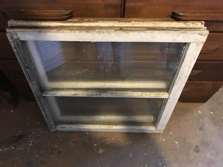 DOuble Pane Window