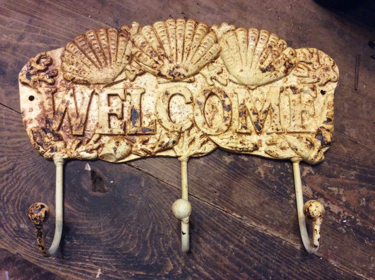 Welcome Seashell Triple Hook