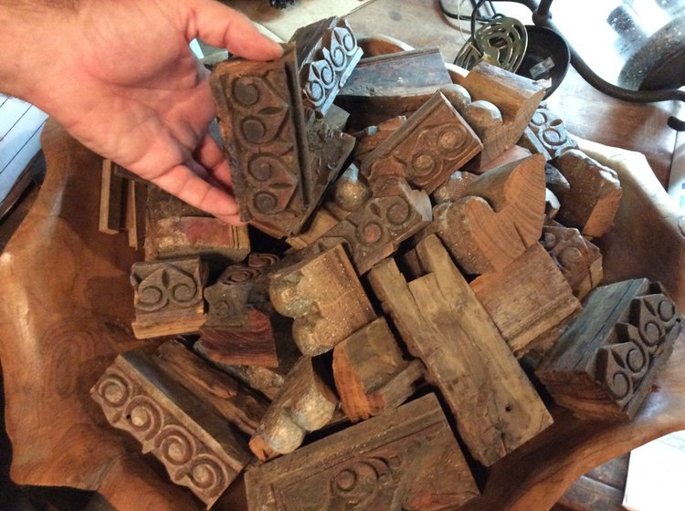 Assorted 19th century carved teak piece