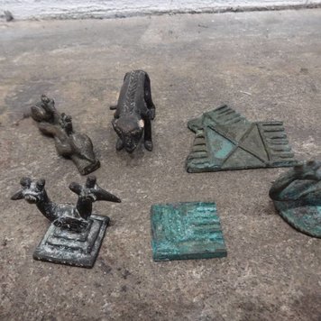 Ghana Figurine and Detailed Ring