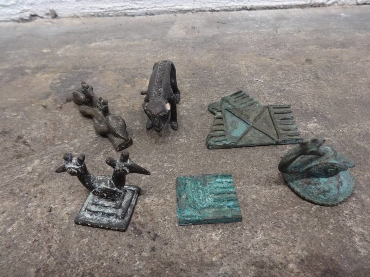 Ghana Figurine and Detailed Ring