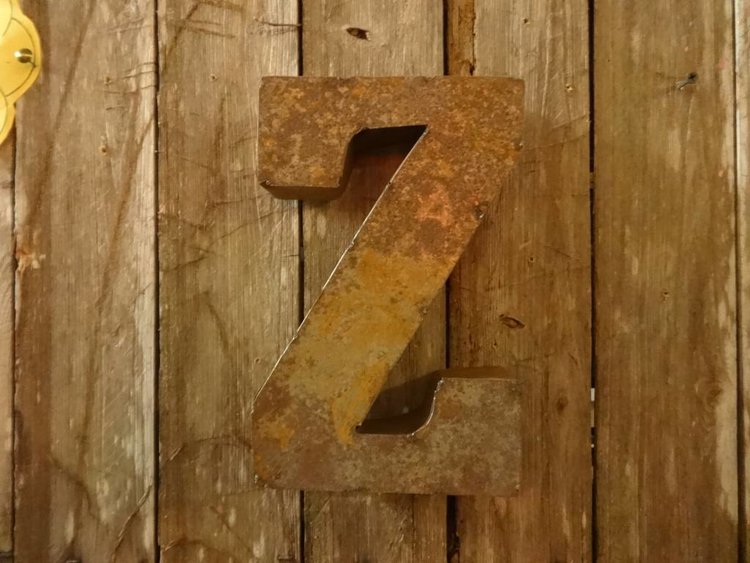 10" Tin Letter Z