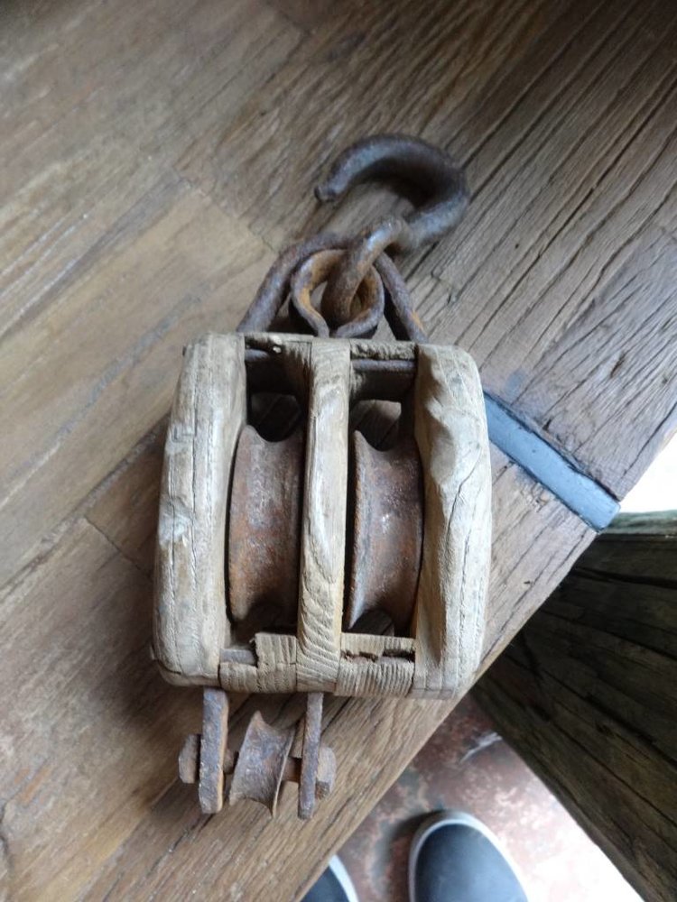 Small Wooden Vintage Pulley