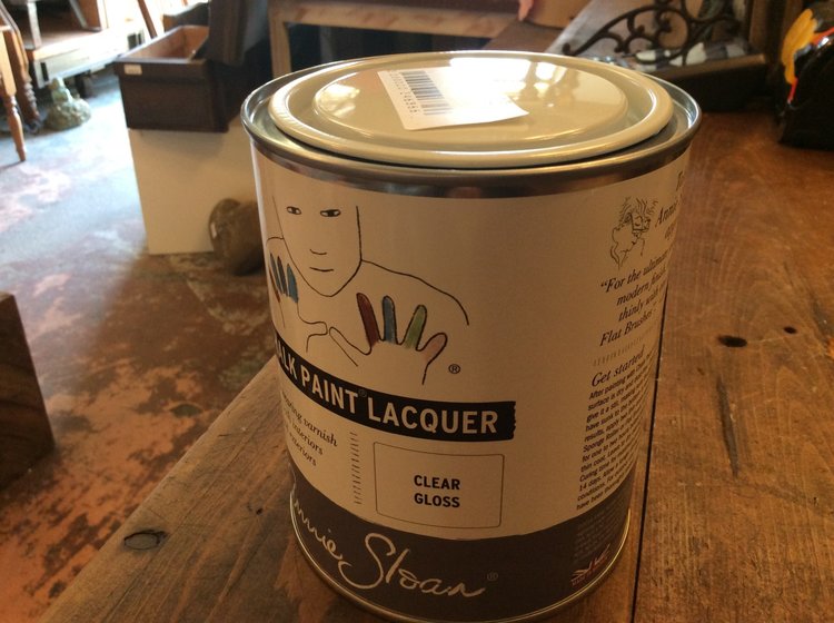Annie Sloan Gloss Lacquer 750ml