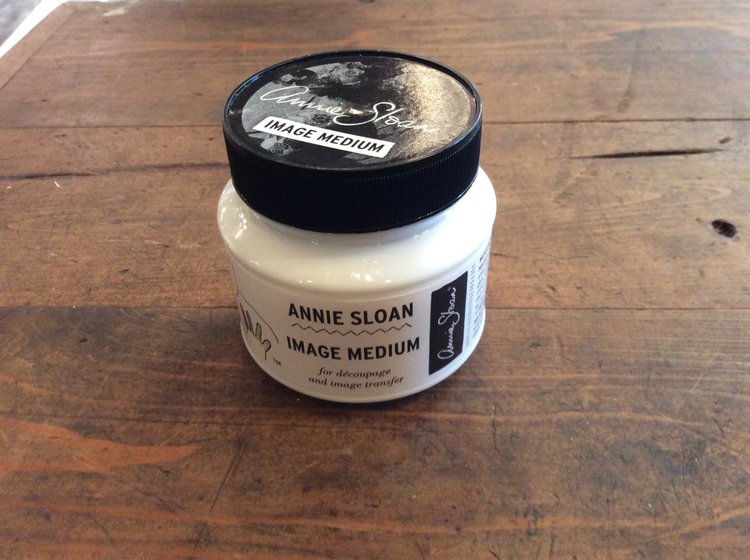 Annie Sloan Image Medium Decoupage
