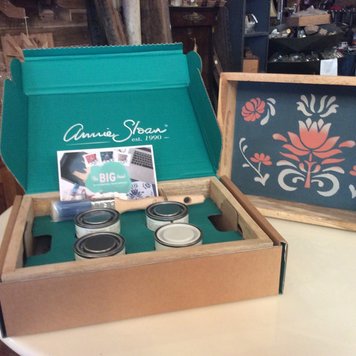 Annie Sloan Big Paint Tray Kit
