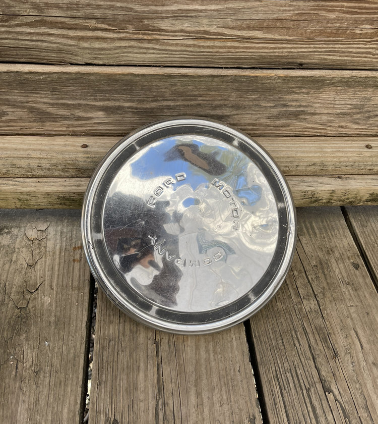 Vintage Ford Motor Company 10 1/2'' Dog Dish Poverty Center Hub Cap OEM