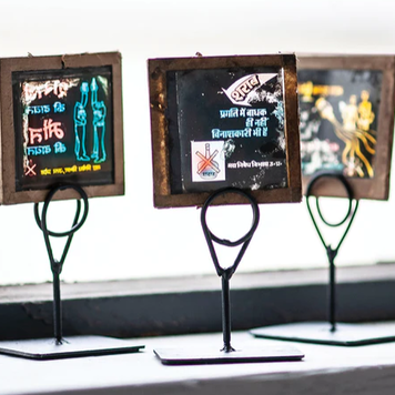 Vintage Slide Photo on Stand 2¾'' x 2¾'' x 7''