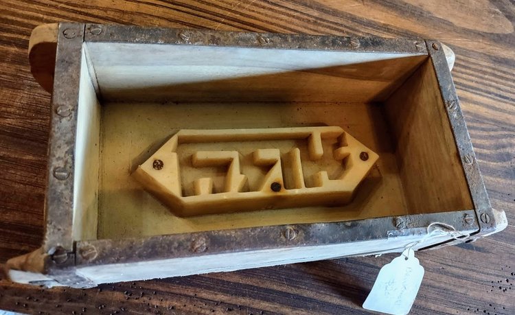 Sale Brick Mold w/Letters